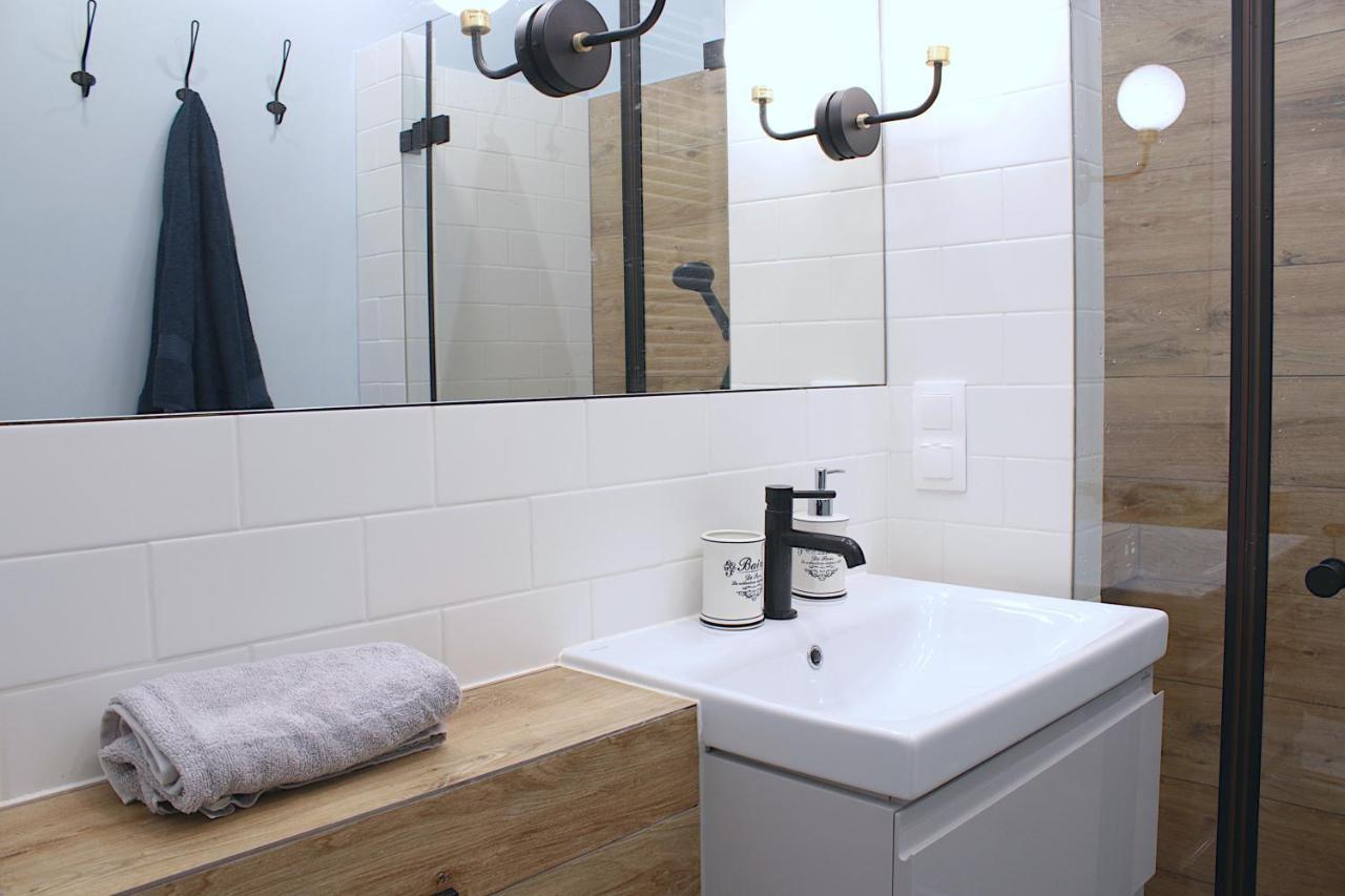 Apartment Kana - Stylish In Pomorska - Close, Wifi, Smart Tv Krakow